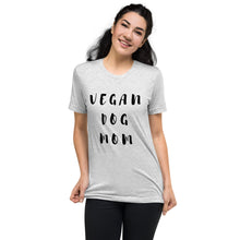 VEGAN DOG MOM Short sleeve t-shirt
